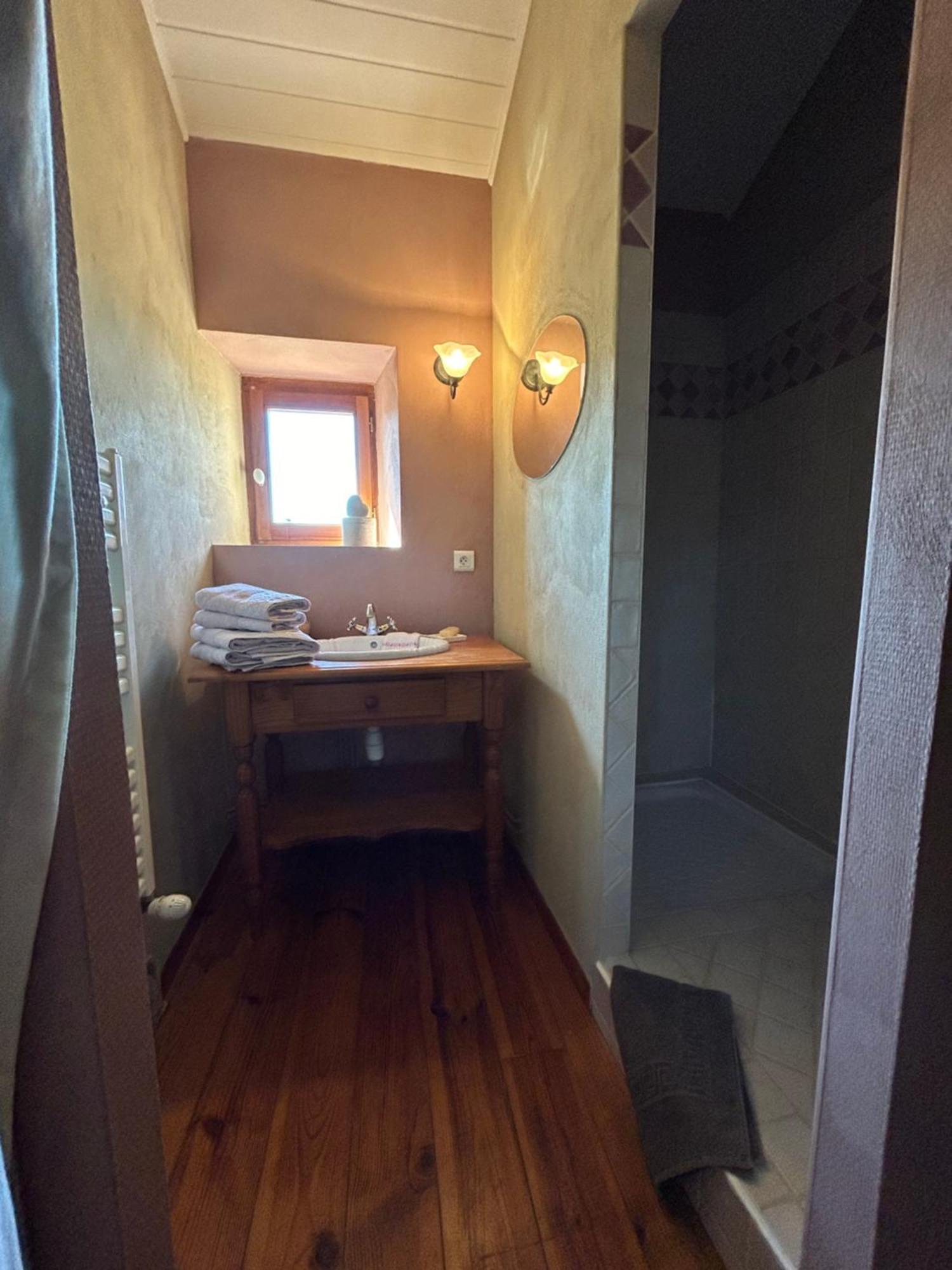 De L'elevage De La Mure Holiday home *